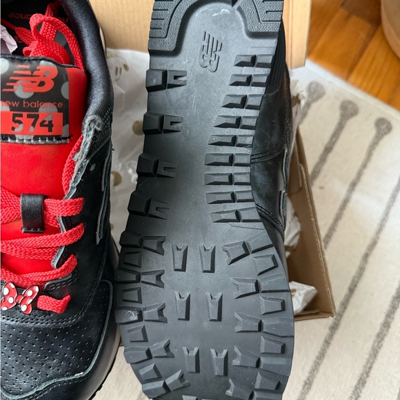 Disney x New Balance Minnie Mouse 574 sneakers - Picture 5 of 10